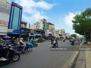 mt lý thường kiệt quận 11- ngang 10m, ngay trường đh bách khoa giá chỉ 26,5 tỷ