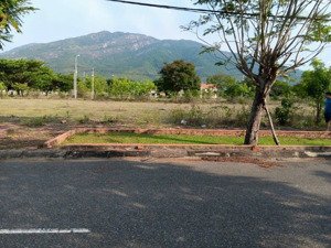 chính chủ bán đất tdc ninh long bình sơn, xã bắc ninh hoà, khánh hoà. dt: 200m2 full thổ cư