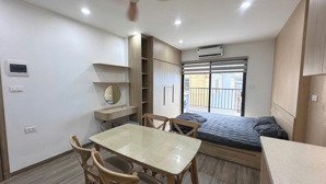 studio trung kính: ban công cực chill "full option" máy giặt sấy riêng, khoá từ riêng từng phòng