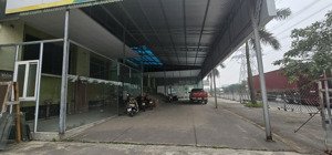 cho thuê tòa thương mại. phù hợp làm trường học. bệnh viện. showroom