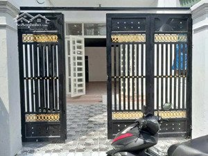 nhà bán sát chợ bình chiểu - chợ đầu mối thủ đức dt 80m2 giá 4,6 tỷ tl