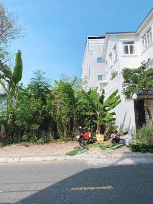 90m2 (ngang 5m), mặt tiền mai bá hương, thông 2 chiều, sổ hồng riêng