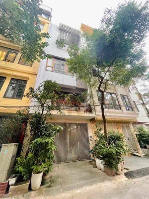 bán nhà dịch vọng 72m2_mt 5.5m - phân lô vỉa hè ô tô tránh - ô chờ thang máy