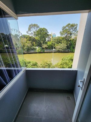 căn hộ mini 1 phòng ngủ ban công view sông sài gòn ngay trường sa bình thạnh