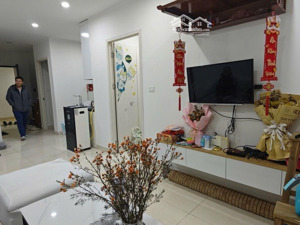 bán gấp, ch ecohome3, 68m2 chỉ 5.x tỷ, 2pn 2 wc, tầng cao view thoáng, full nội thất vip, sổ sẵn