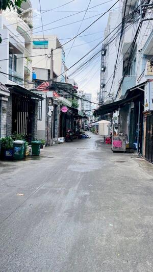 Mặt tiền xe hơi Hiếm ,Nguyễn Thị Tần 7x18m ngay Chợ trung tâm Q8 nhỉnh 11 tỷ, Liên hệ 0931172218