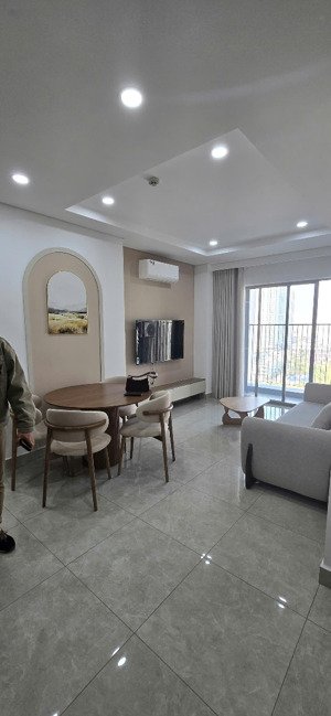 cho thuê căn hộ 2 phòng ngủ. the minato residence. dt 74m2. full nội thất. mới 100%