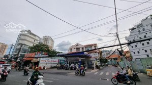 bán cây xăng góc 2mt ung văn khiêm p.25 bình thạnh, dt 20x40m cn 766m2, kc 3 tầng giá 240 tỷ