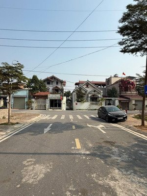 khu c vin olympic hơn 2 tỷ/42m gần chợ xâm xuyên hồng vân họp cả ngày