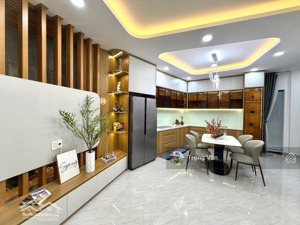 võ thị sáu hiếm bán - nhà đẹp 3 tầng 3pn 4wc - 6,6m x 7m - đất dân cư. chỉ 8,35 tỷ