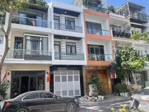 cần bán nhà tđc hà quang 2 ngay công viên thoáng mát, sổ đỏ đã hoàn công. cách biển chỉ 1km