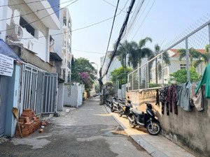 bán lô đất mặt tiền đường trần văn sắc p. thảo điền quận 2