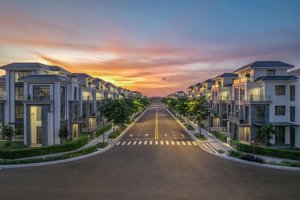 em minh bán nhà liên kế vườn đường 16m. dtxd 224.6m2 thanh toán 7.237 tỷ - vay 75% htls 18 tháng