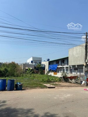 chính chủ bán lô đất kdc tân đức 5x25 sổ hồng riêng 1ty392 bao sang tên lh: em yến