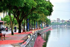 bán nhà 2 mặt đường phố chương dương gần trường thpt hồng quang ( hướng nam và hướng bắc)