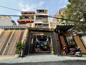 nhà sẹc ngắn hà huy giáp, dt:4x18m, trệt, 3 lầu, 4p.ngủ, sân trước, sân thượng, hướng nam, 6.35 tỷ