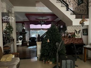 bán biệt thự 1 trệt 2 lầu đường trương định, hiệp thành. full nội thất đẹp