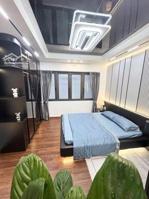bạch mai - lê thanh nghị - 24m2 - 5 tầng - nhỉnh 5 tỷ.