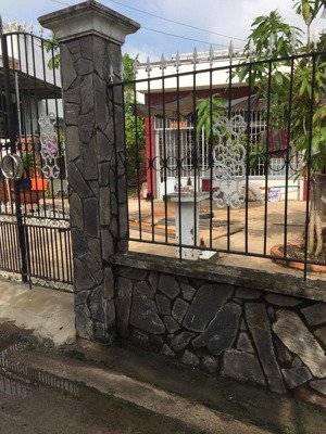 chính chủ bán nhà 3pn ql50, thị trấn cần giuộc, long an cũ, 230m2 thổ cư 100%, cách tphcm 4km