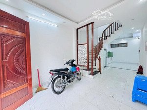 nguyên căn đan khê - 40m2 - 6 phòng ngủ - 13tr/tháng (có thương lượng) - full nội thất