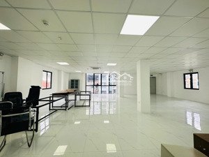 cho thuê văn phòng 280m2 tại 66b triều khúc (sát phố đi bộ nxiển), tách lẻ 60, 120, 150, 210m2 10tr