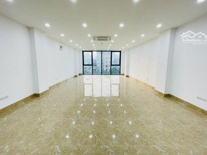 trống duy nhất văn phòng cho thuê tại mặt phố vũ tông phan - 120m2 - miễn phí thời gian tết k tính$