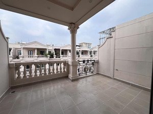 cho thuê nhà mặt phố cityland 110m2 giá chỉ 38tr