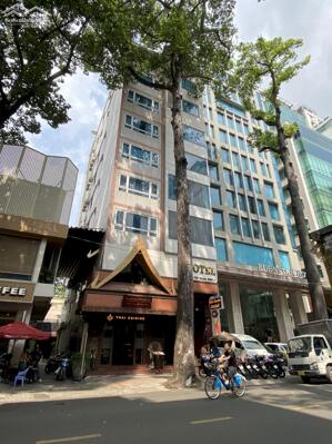 Bán Khách Sạn 3 Mặt Tiền Đường Bùi Thị Xuân Quận 1.Hầm+10 Tầng.Giá 250 tỷ