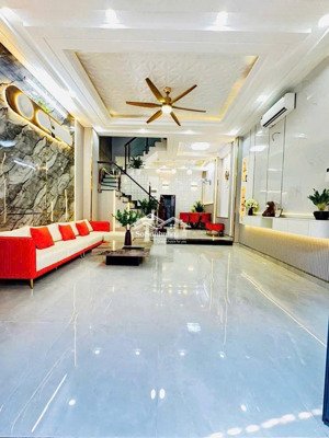 nhà 5 tầng phan huy ích, p12 gò vấp. đường xe tải. giá 5 tỷ 300