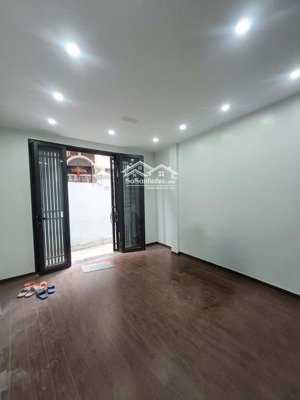 bán nhà trung tâm tứ hiệp / 4 tầng mới ở ngay / giá tốt chỉ 5,5 tỷ