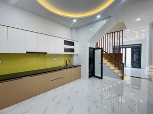 bán nhà v.i.p 4tầng - hxh ở ngay tt bình thạnh - kv ngã tư lê quang định - nơ trang long - mt4,5m