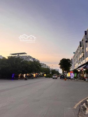 bán lô đất nền viêw công viên kdc dương hồng, 5x19m. đường 12m. nhỉnh 9 ty tl chính chủ