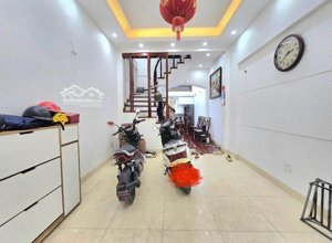 lô góc ngõ thông- gần lạc trung-37m-7 tỷ 82