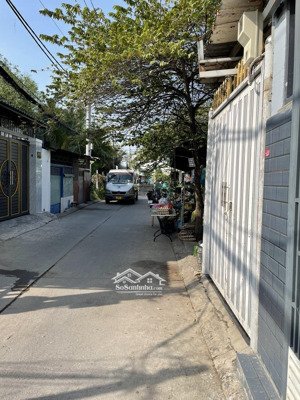 bán nhà 3 tầng hiện đại - nhà bè - hẻm 6m - gần cầu long kiểng- 3tỷ xíu