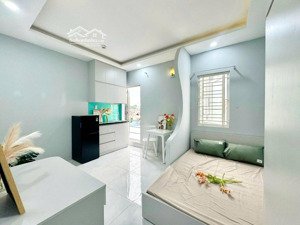 cho thuê studio ban công q1, ngay chân cầu nguyễn văn cừ, gần pullman, chợ bến thành, bùi viện