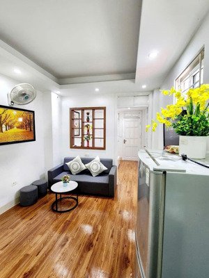 bán căn hộ ccmn phố vương thừa vũ_hoàng văn thái_ô tô đỗ chân toà nhà_an ninh tốt