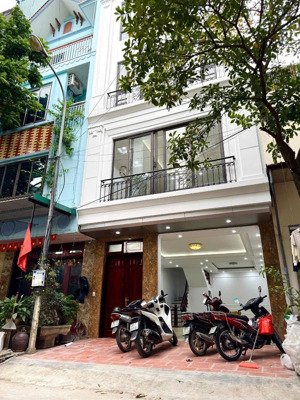 bán nhà lê lợi hà đông, phân lô ô tô đỗ cửa, vừa ở vừa kinh doanh đa ngành 60m2 x 5tầng, chỉ 12 tỷ.