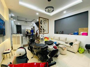 gần mặt tiền phạm văn đồng chung cư opal boulevard, nhà trệt lầu kiên cố 62m2 hoàn công chỉ 5.3 tỷ