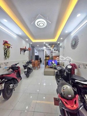 50m2 nhà 2 tầng hẻm nhựa xe hơi 6m lê văn quới bình tân chỉ 4 tỷ650, gần chợ, trường, bệnh viện...