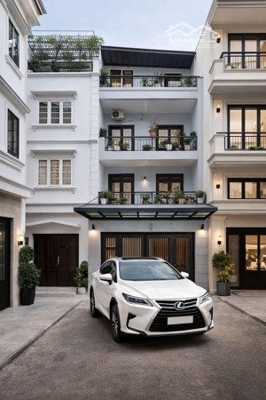 bán chia tài sản trước tết nhà ô chợ dừa gần quận ủy - dt 56.8m, ô tô vào nhà - lõi đống đa