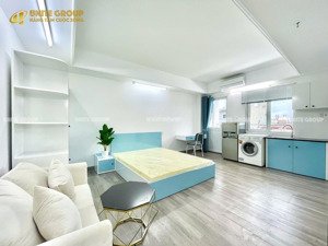 cho thuê căn rộng 40m2 ở nguyễn hữu cảnh q. bình thạnh gần landmark, q1 full nội thất cửa sổ lớn