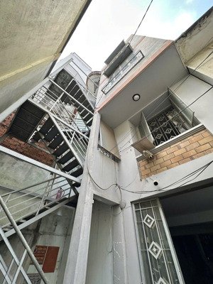 bán nhà chdv 5 tầng, dt 72,5 m² , ngang lớn, thông số đẹp, trần xuân soạn, tân hưng, quận 7