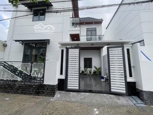 bán villa mini mới xây 3pn full nội thất mặt tiền 1/ nguyễn thị thảnh, hóc môn - nhỉnh hơn 6 tỷ