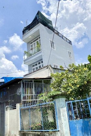 linh tây thủ đức | nhà 3 tầng btct 60m, ngang 4,5m hoàn công chỉ 5 tỷ