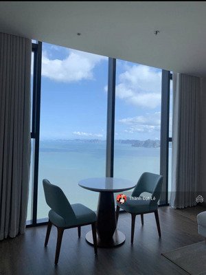 chính chủ cần bán căn hộ 1pn 57m2 view biển tại toà tháp alacarte, mặt biển bãi tắm marina hạ long.