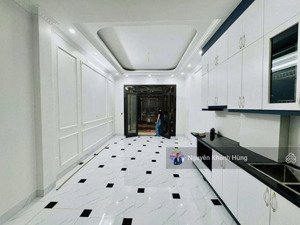bán nhà riêng lê thanh nghị, gần phố, gần ô tô, nhà mới full nội thất dt 42 m2 x 5 tầng thang máy