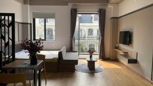 chỉ từ 4tr5 lakeview sang trọng - full nội thất - có chỗ đậu xe ôtô, gần công viên, hồ bơi