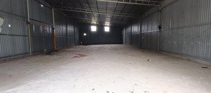 cho thuê kho xưởng đường tân triều, ngay ngõ 300 nguyễn xiển vào, 3000m2, điện 3fa, xe 15t, 80k/m2