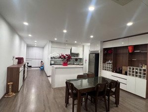 cho thuê chung cư cao cấp flc twin tower 265 cầu giấy 121 m2, 3 phòng ngủ, 2 vs full đồ