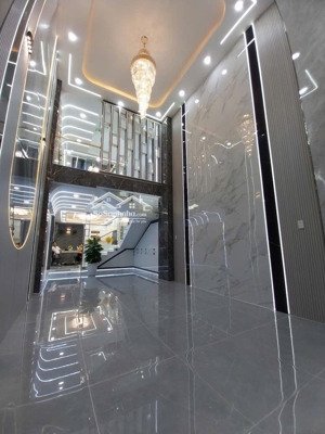 nhà 5 lầu, hẻm xe hơi trung mỹ tây, 4x15m, giá 9 tỷ